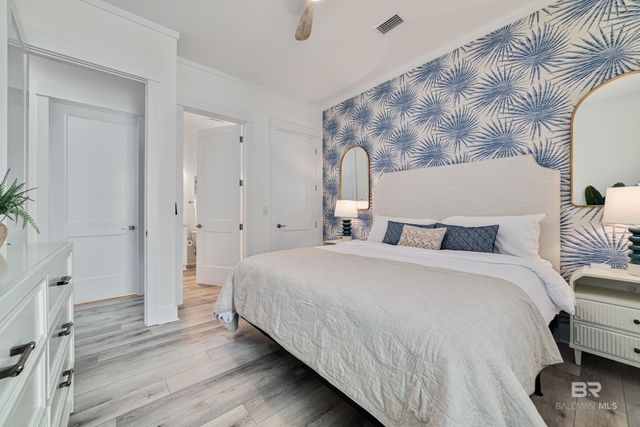 521 E 1st Avenue C, Gulf Shores, AL 36542