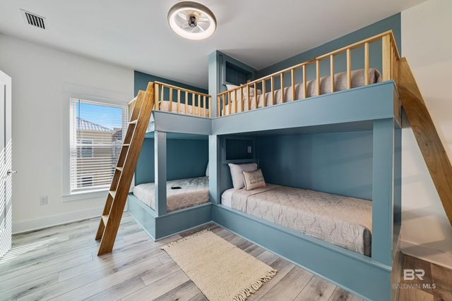 521 E 1st Avenue C, Gulf Shores, AL 36542