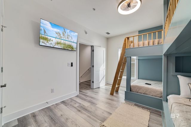 521 E 1st Avenue C, Gulf Shores, AL 36542