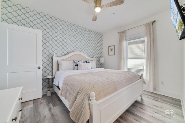 521 E 1st Avenue C, Gulf Shores, AL 36542