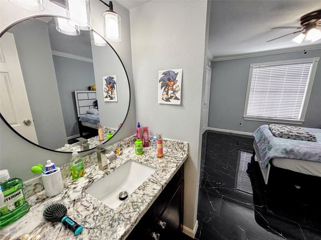 12660 Ashford Point Drive 606, Houston, TX 77082