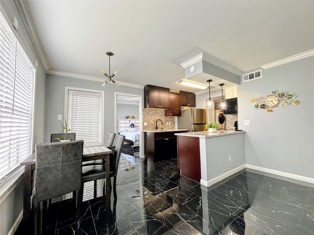12660 Ashford Point Drive 606, Houston, TX 77082