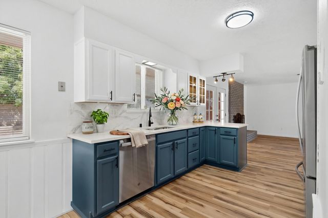 1512 Lester Drive NE, Albuquerque, NM 87112