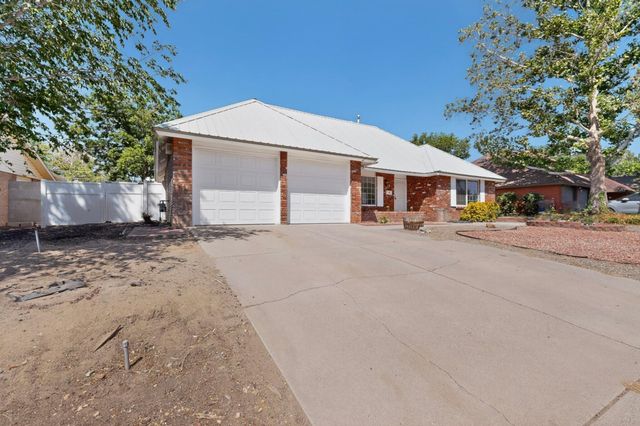 1512 Lester Drive NE, Albuquerque, NM 87112