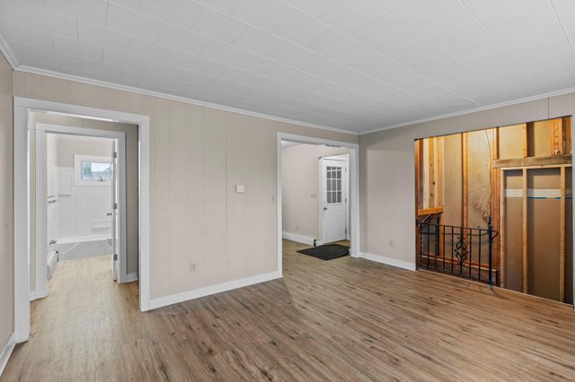 3085 Upper 76th Street E, Inver Grove Heights, MN 55076