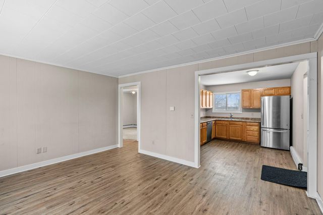 3085 Upper 76th Street E, Inver Grove Heights, MN 55076