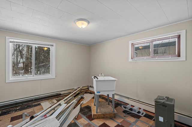 3085 Upper 76th Street E, Inver Grove Heights, MN 55076