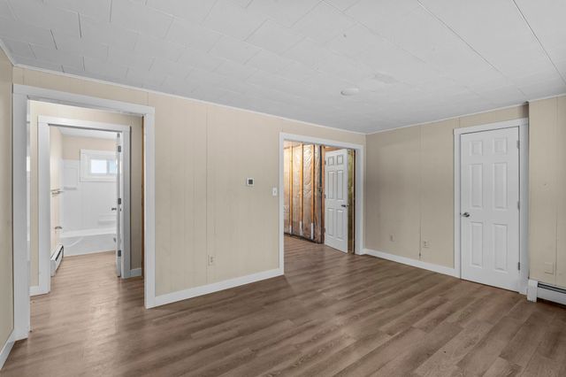 3085 Upper 76th Street E, Inver Grove Heights, MN 55076