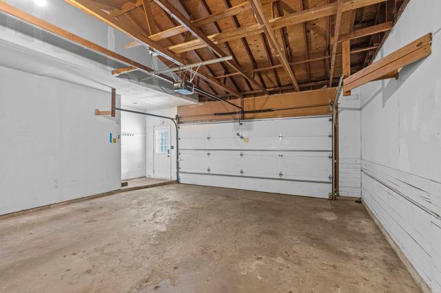 3085 Upper 76th Street E, Inver Grove Heights, MN 55076