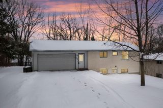 3085 Upper 76th Street E, Inver Grove Heights, MN 55076