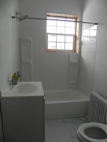 416 Main Avenue S, Hankinson, ND 58041