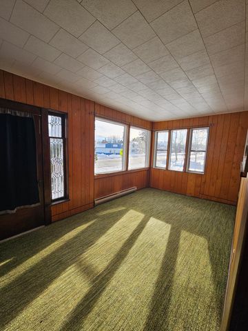 416 Main Avenue S, Hankinson, ND 58041