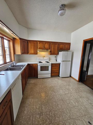 416 Main Avenue S, Hankinson, ND 58041