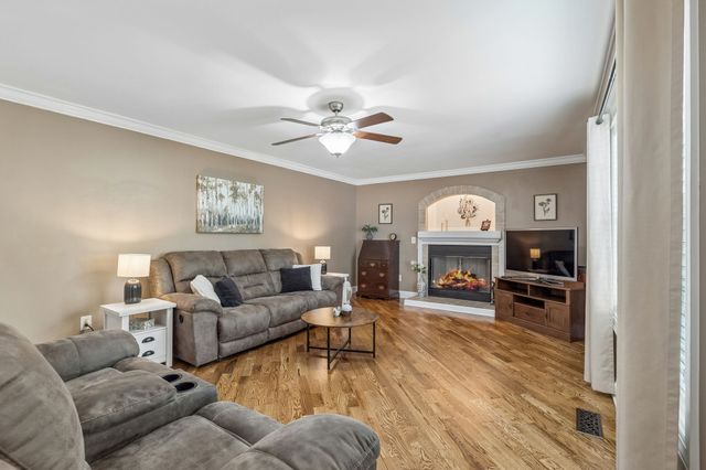 2521 Edinburgh Street, Old Hickory, TN 37138