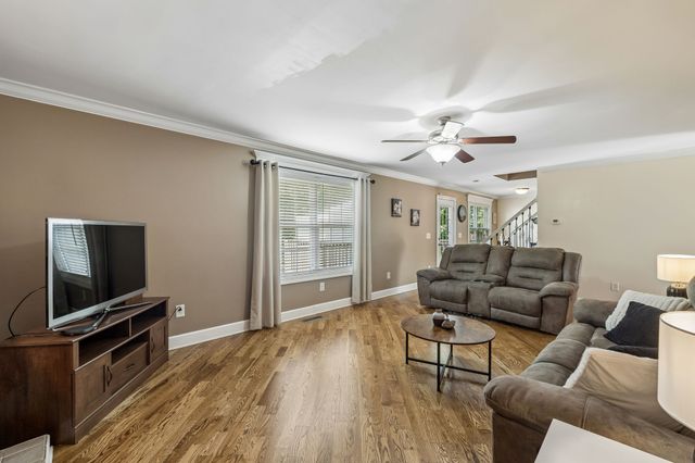 2521 Edinburgh Street, Old Hickory, TN 37138