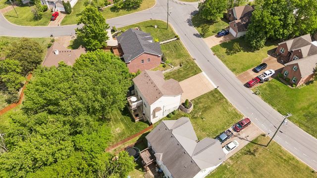 2521 Edinburgh Street, Old Hickory, TN 37138