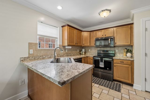 2521 Edinburgh Street, Old Hickory, TN 37138