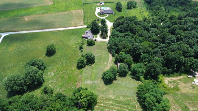 7636 E County Rd 1100 N Road, Lamar, IN 47550