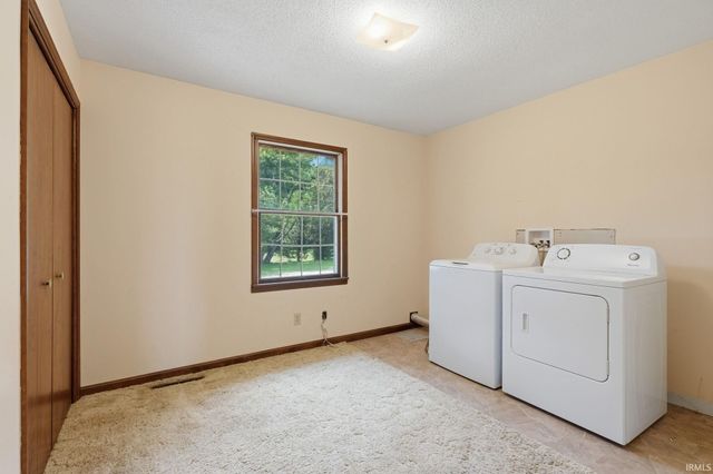 7636 E County Rd 1100 N Road, Lamar, IN 47550
