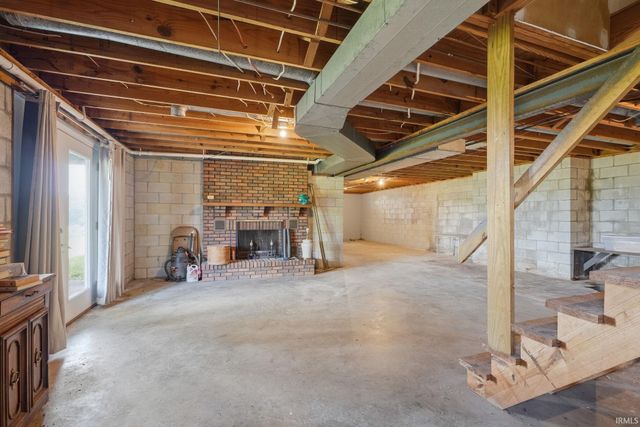 7636 E County Rd 1100 N Road, Lamar, IN 47550
