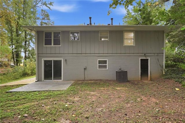 1537 Spruce Ridge Court, Stone Mountain, GA 30083