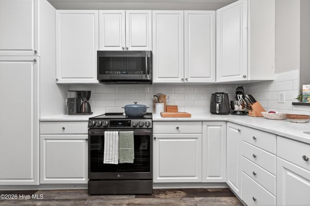 233 Racine Drive Unit 20, Wilmington, NC 28403