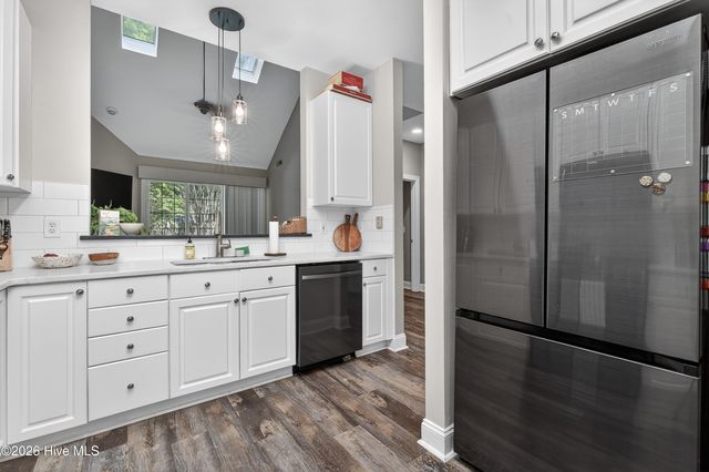 233 Racine Drive Unit 20, Wilmington, NC 28403