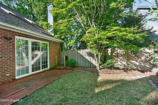 233 Racine Drive Unit 20, Wilmington, NC 28403
