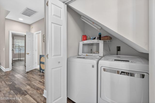 233 Racine Drive Unit 20, Wilmington, NC 28403