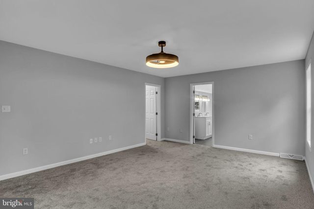 360 N MAIN ST, Spring Grove, PA 17362