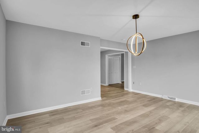 360 N MAIN ST, Spring Grove, PA 17362