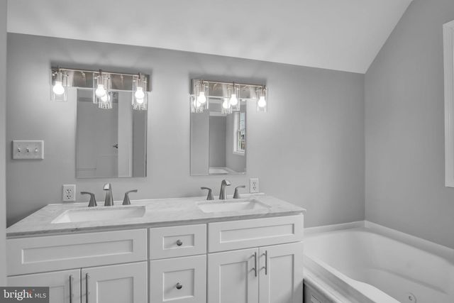 360 N MAIN ST, Spring Grove, PA 17362