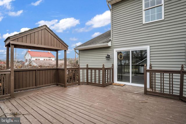 360 N MAIN ST, Spring Grove, PA 17362