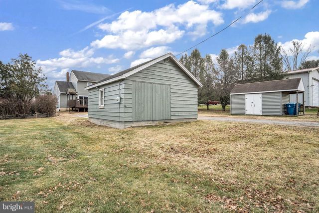 360 N MAIN ST, Spring Grove, PA 17362