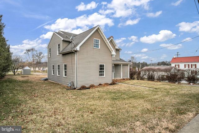 360 N MAIN ST, Spring Grove, PA 17362