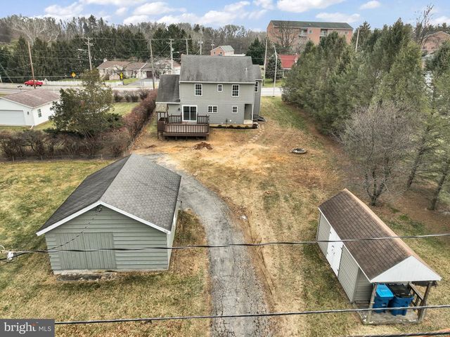 360 N MAIN ST, Spring Grove, PA 17362