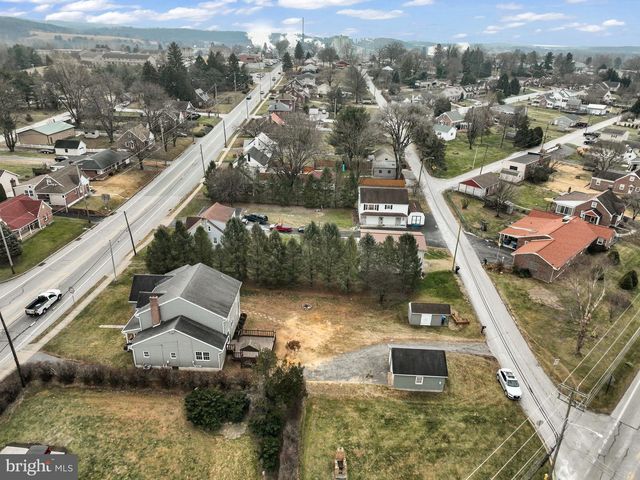 360 N MAIN ST, Spring Grove, PA 17362