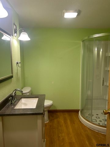505 Nob Hill Terrace, Bellevue, NE 68005