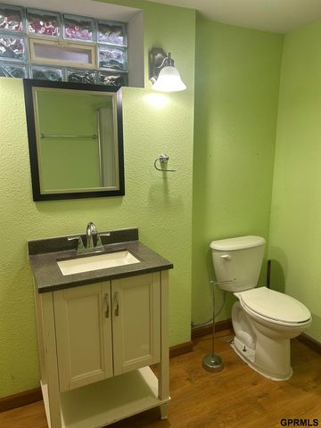 505 Nob Hill Terrace, Bellevue, NE 68005