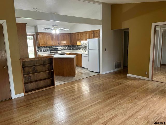 505 Nob Hill Terrace, Bellevue, NE 68005