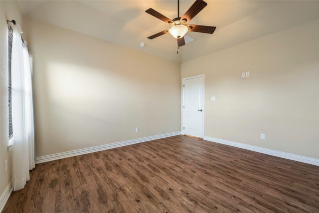 314 W Alene Drive, Mabank, TX 75147