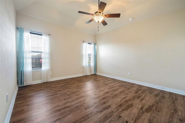 314 W Alene Drive, Mabank, TX 75147