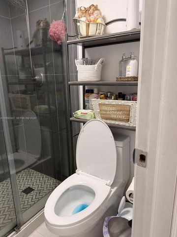 6425 W 27th Ct 102-6, Hialeah, FL 33016