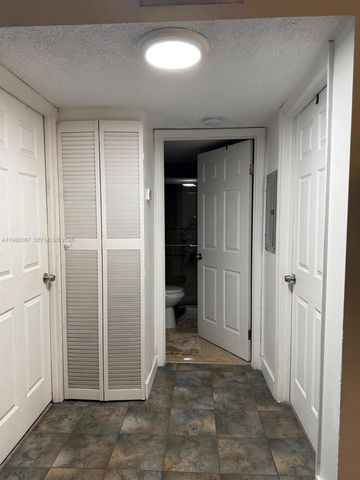 6425 W 27th Ct 102-6, Hialeah, FL 33016