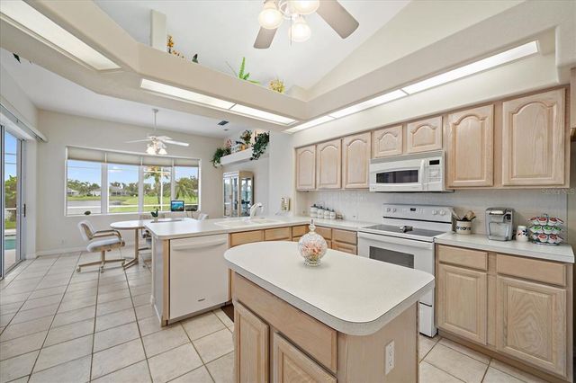 9819 SWEETWATER AVENUE, Bradenton, FL 34202