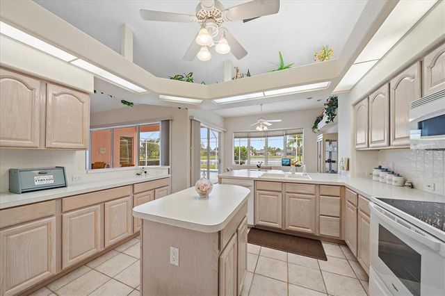 9819 SWEETWATER AVENUE, Bradenton, FL 34202