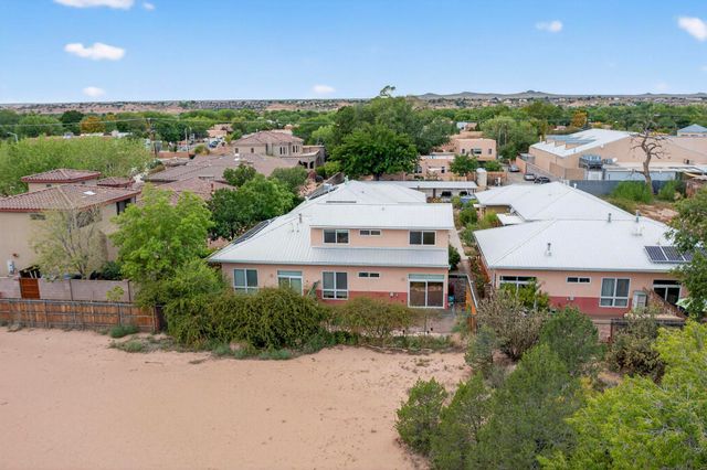 2316 Rio Grande Boulevard NW, Albuquerque, NM 87104