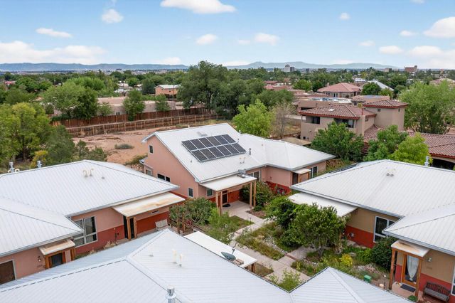 2316 Rio Grande Boulevard NW, Albuquerque, NM 87104