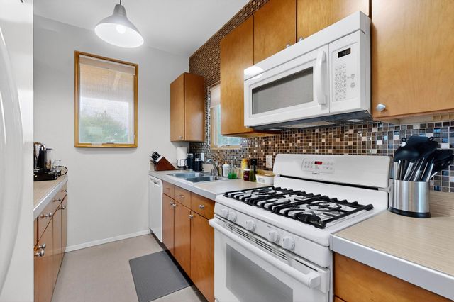 2316 Rio Grande Boulevard NW, Albuquerque, NM 87104