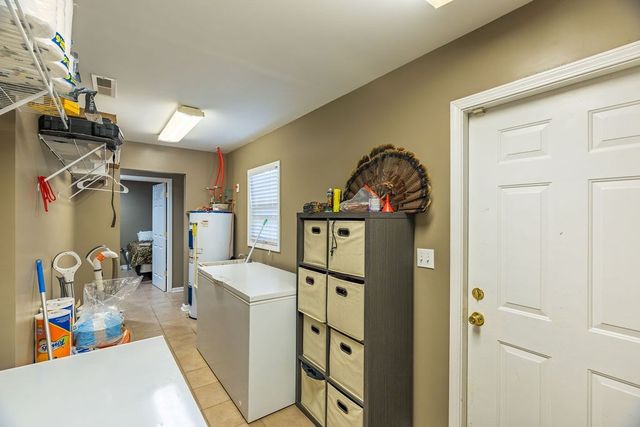 8496 S Madisonville Rd, Crofton, KY 42217